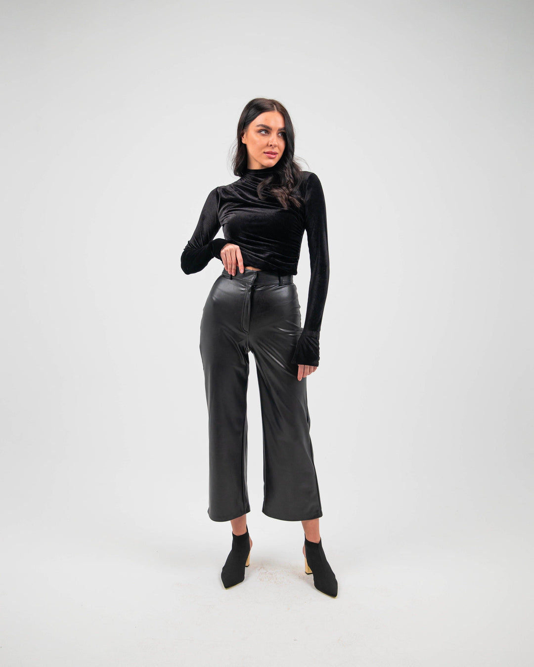 STRAIGHT-LEG FAUX LEATHER PANTS
