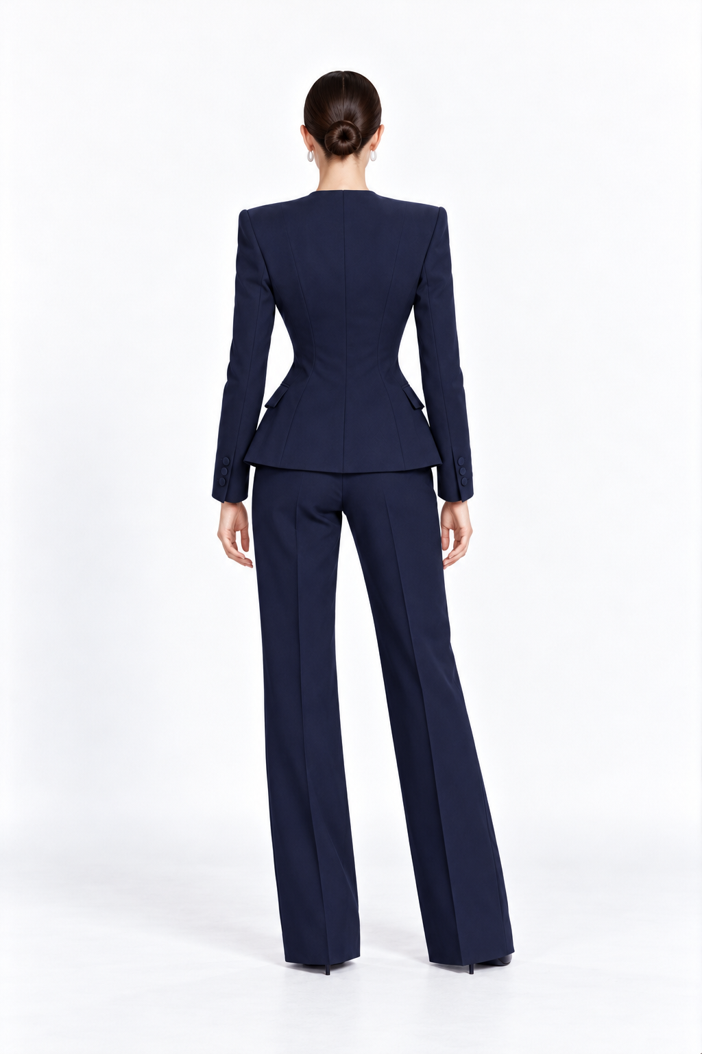 Laurent Suit