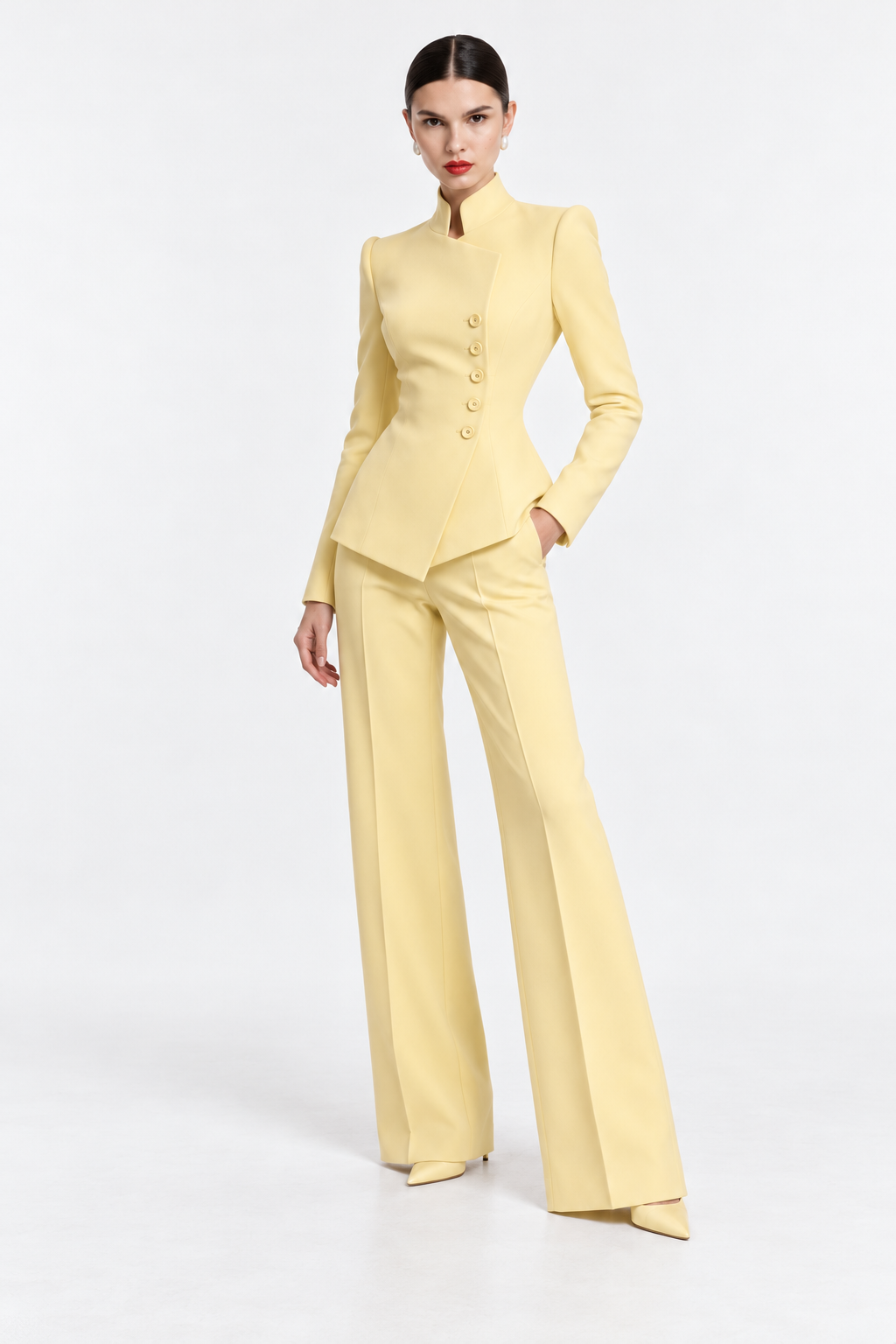 Bellavique Suit