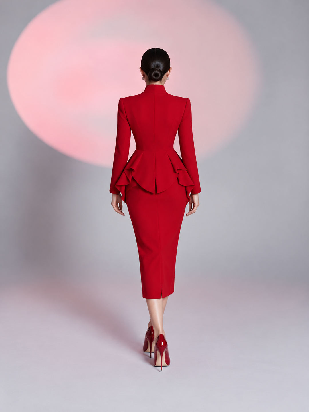 Avoria Suit