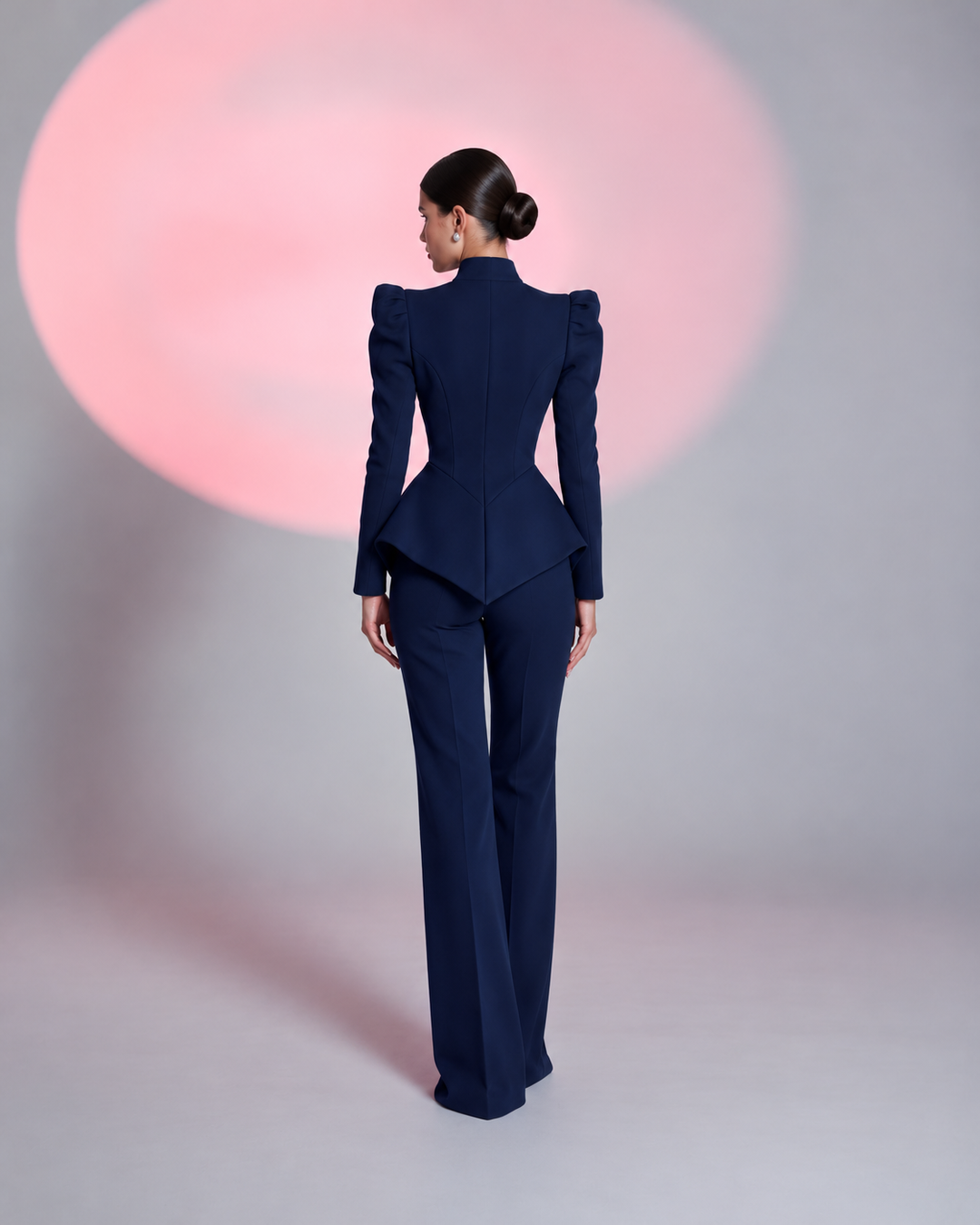 Avielle Suit