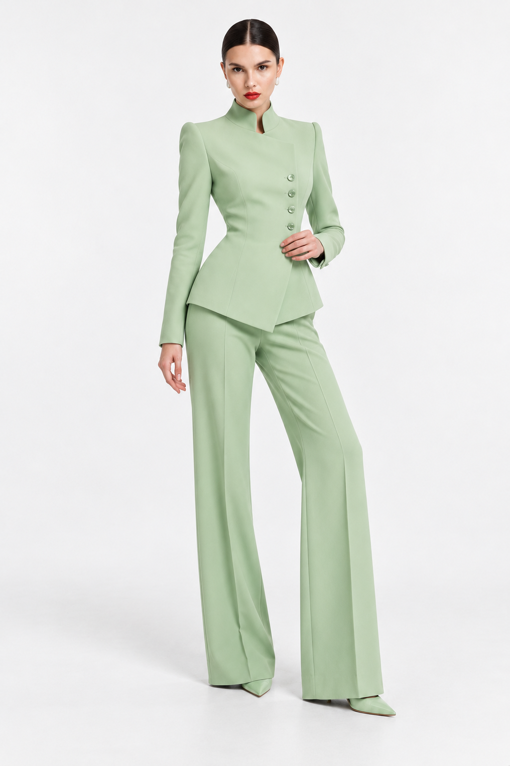 Bellavique Suit