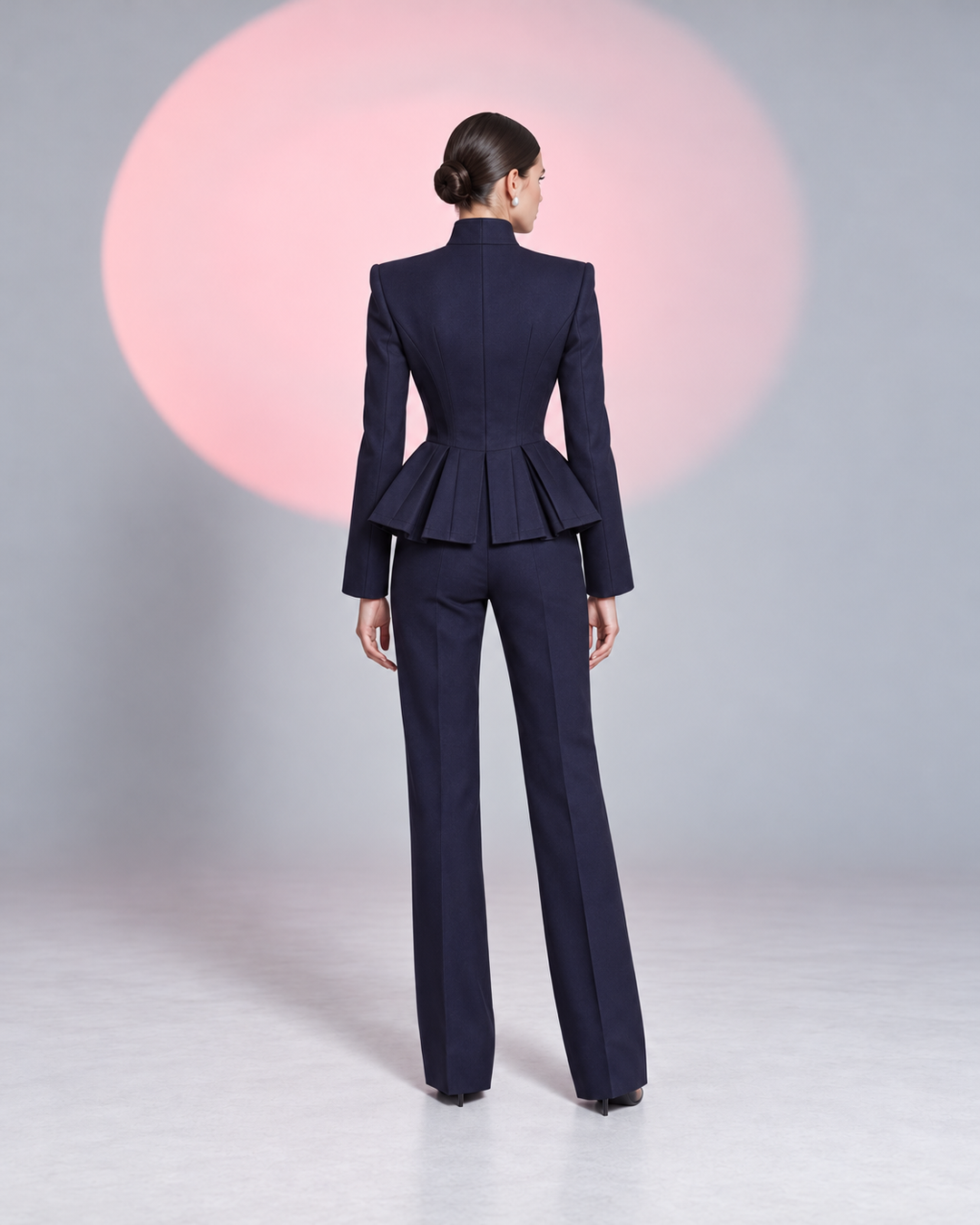 Valmont Suit