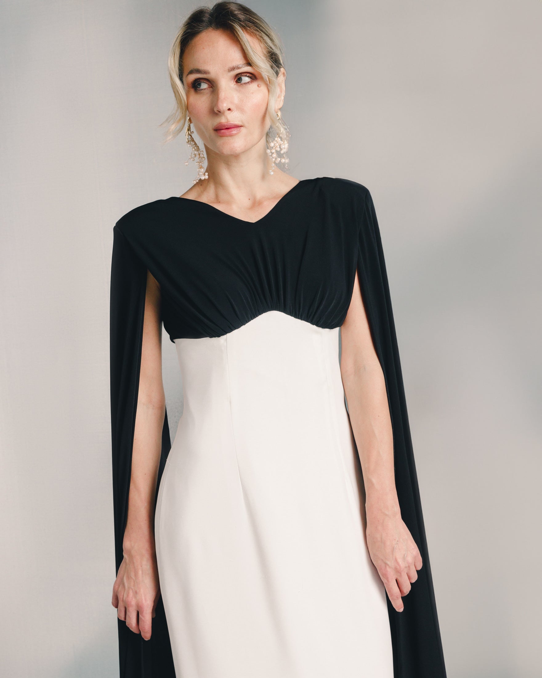 Lana Cape dress without sleeves Moonmains GCC Lana Cape dress without sleeves Moonmains GCC