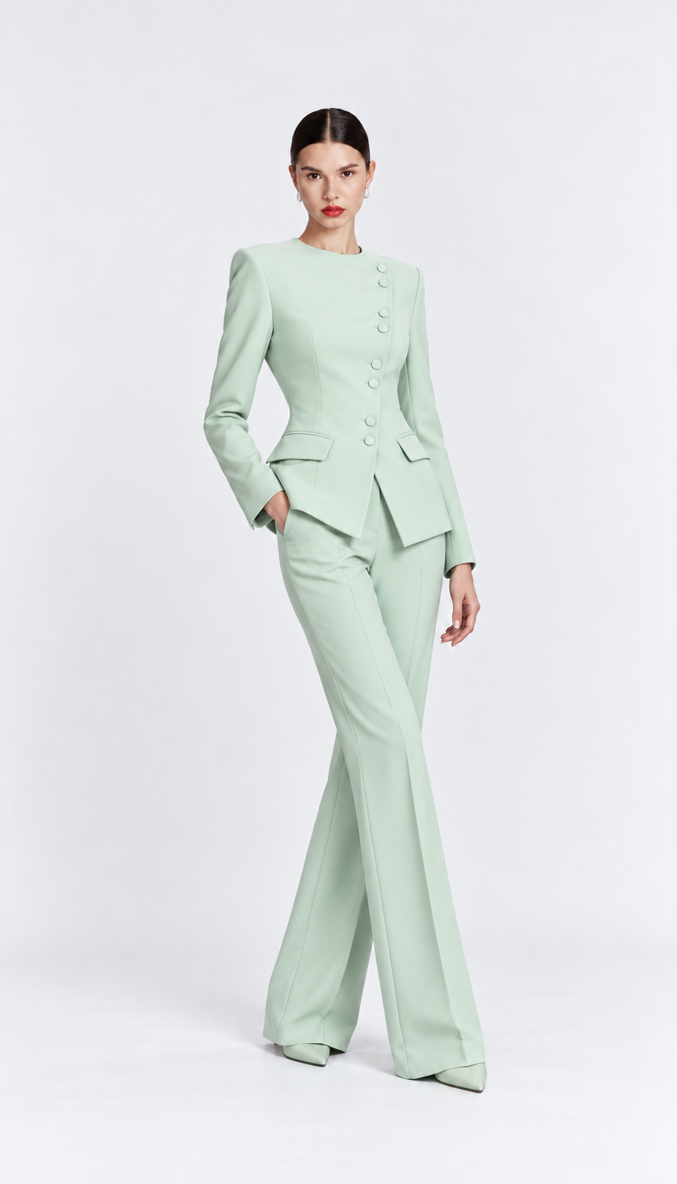 Laurent Suit