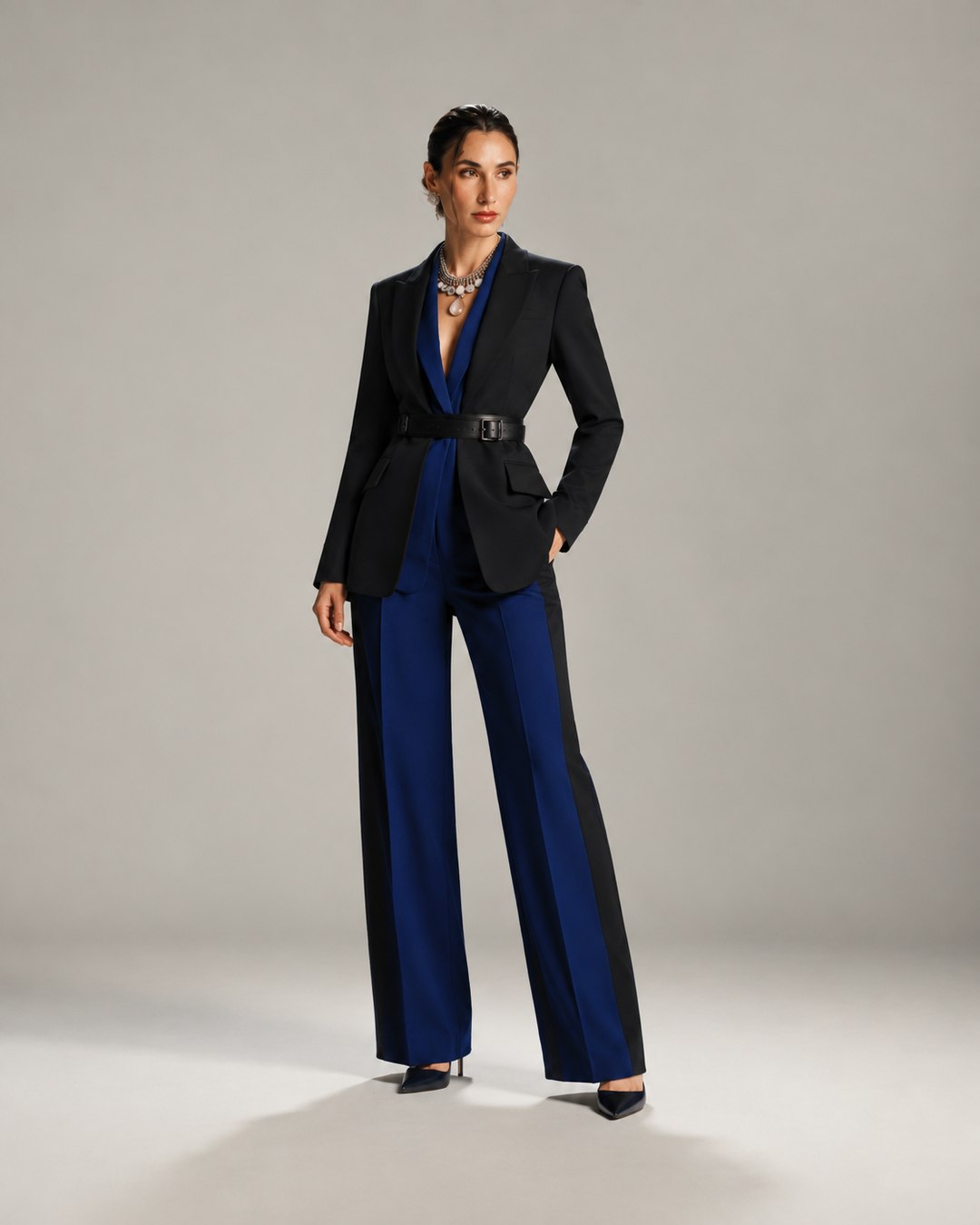 MIDNIGHT ELIZABETH SUIT