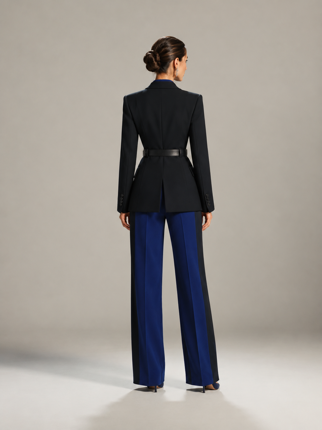 MIDNIGHT ELIZABETH SUIT