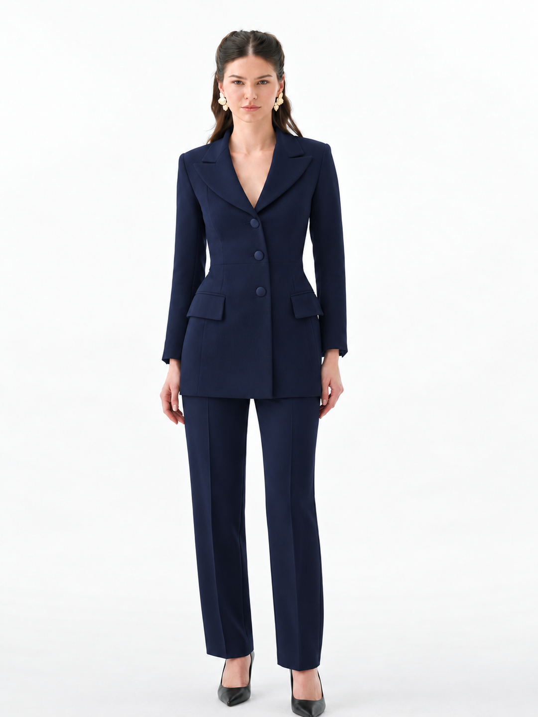 THRAIA SUIT